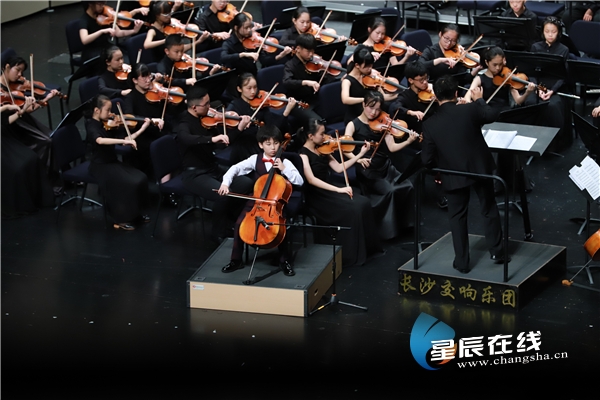 8月16日晚 梅溪湖畔赴湖南青少年交响乐团成立五周年