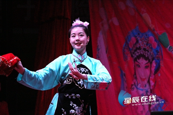 星辰在线5月19日讯(星辰全媒体记者 龙莉 通讯员 熊潇妤)5月19日,"