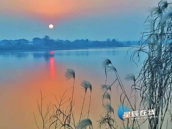 泛亚电竞《潇湘行者——湖南自驾游指南》手册新鲜出炉第一季首推四条精品线路(图2)