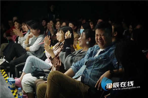 爆梗迎新年,这场长沙线下脱口秀你不能错过