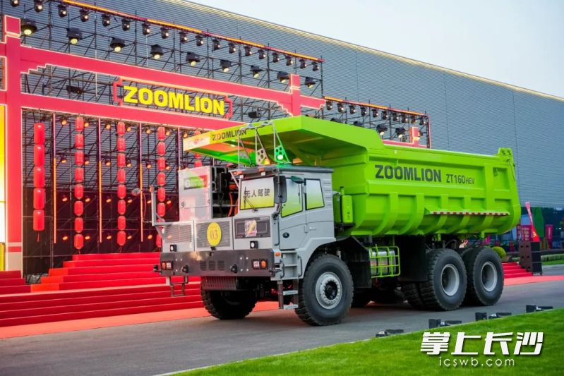 中联重科热销的无人驾驶矿卡。中联重科供图