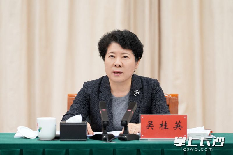 省委常委、市委书记吴桂英讲话。 均为长沙晚报全媒体记者 郭雨滴 摄