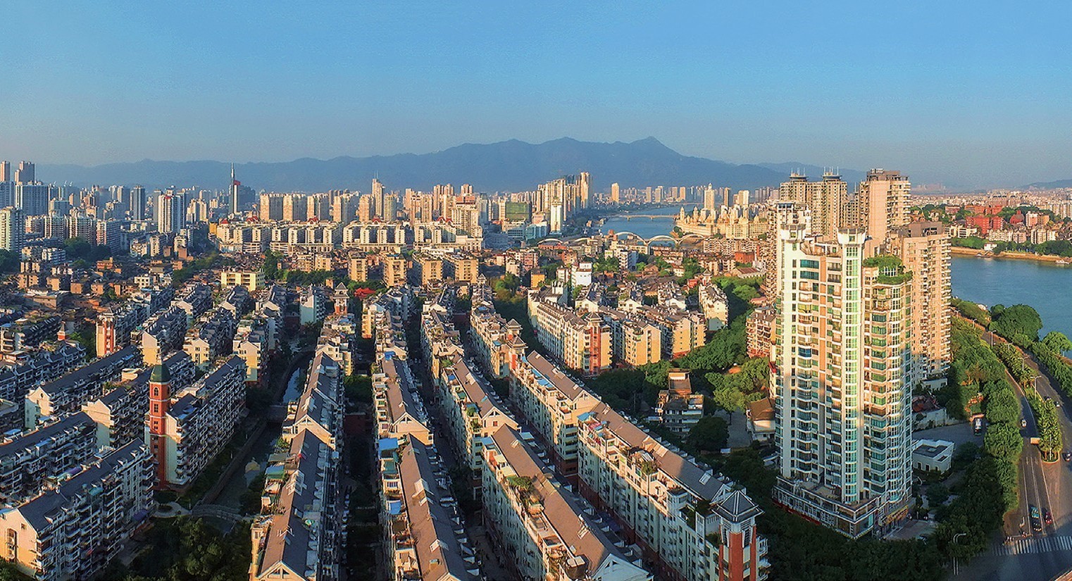 2018年，福州市台江区苍霞新城，高楼拔地而起，旧貌换新颜。