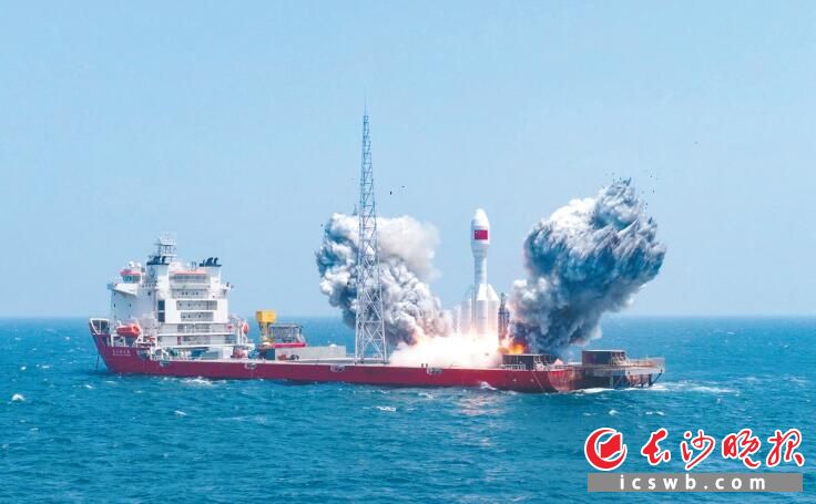 7月22 日，由总部位于长沙的天仪空间科技股份有限公司与北京邮电大学联合研制的“北邮四号”卫星在东海成功发射升空。 受访者供图