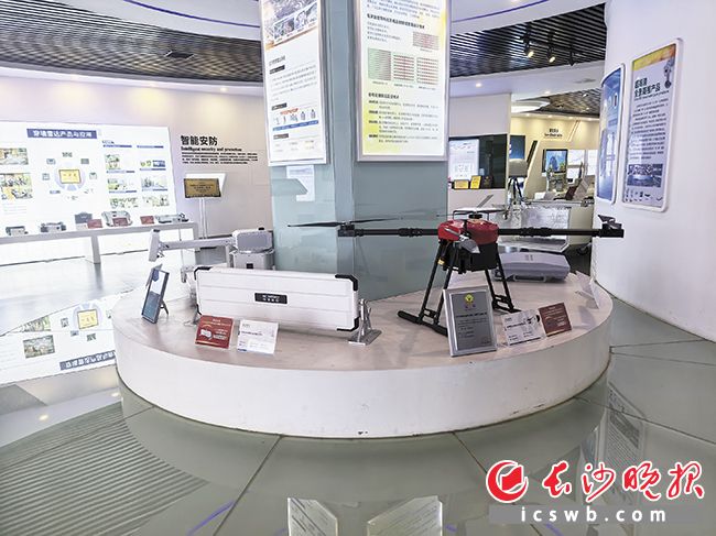华诺星空监测雷达系统。除署名外均为长沙晚报全媒体记者 陈星源 摄