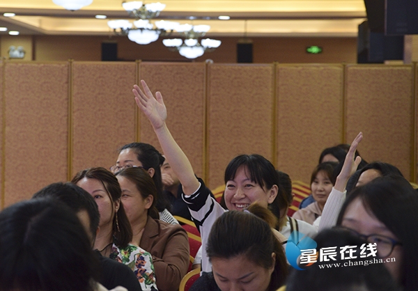 芙蓉区:共话减税降费 让税收政策和红利惠及千