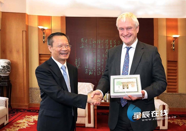 document_news_content_5d6639bff3862_watermark1.jpg