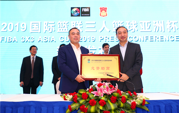 沙市民在家门口就可以观赏国际篮联三人篮球亚