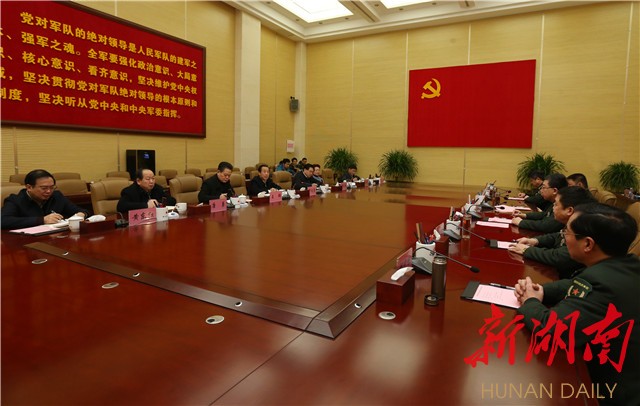 许达哲在长沙衡阳走访慰问省军区、空八师官兵