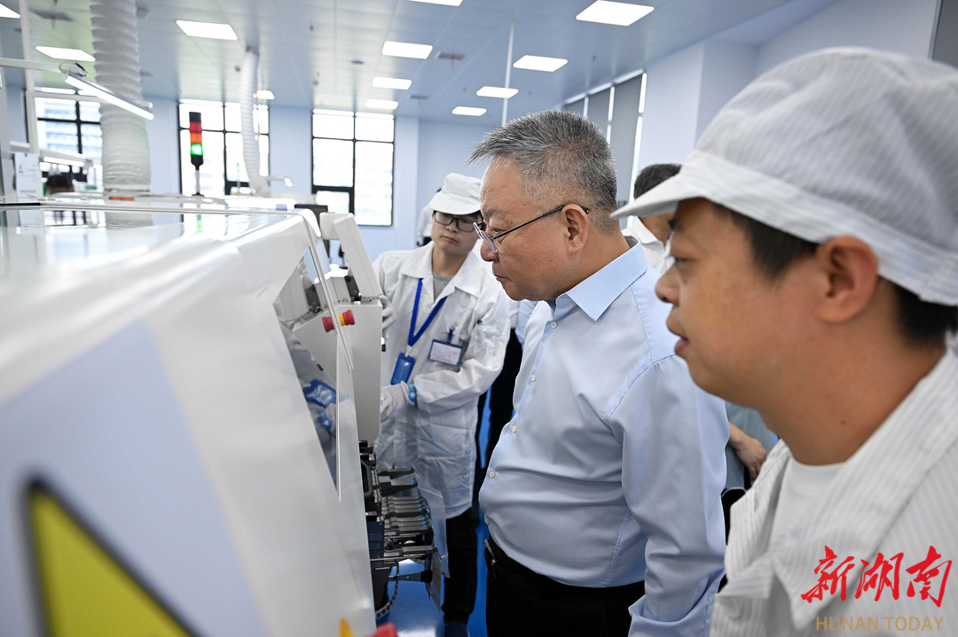 6月4日，沈晓明来到湖南兴天电子科技股份有限公司调研。