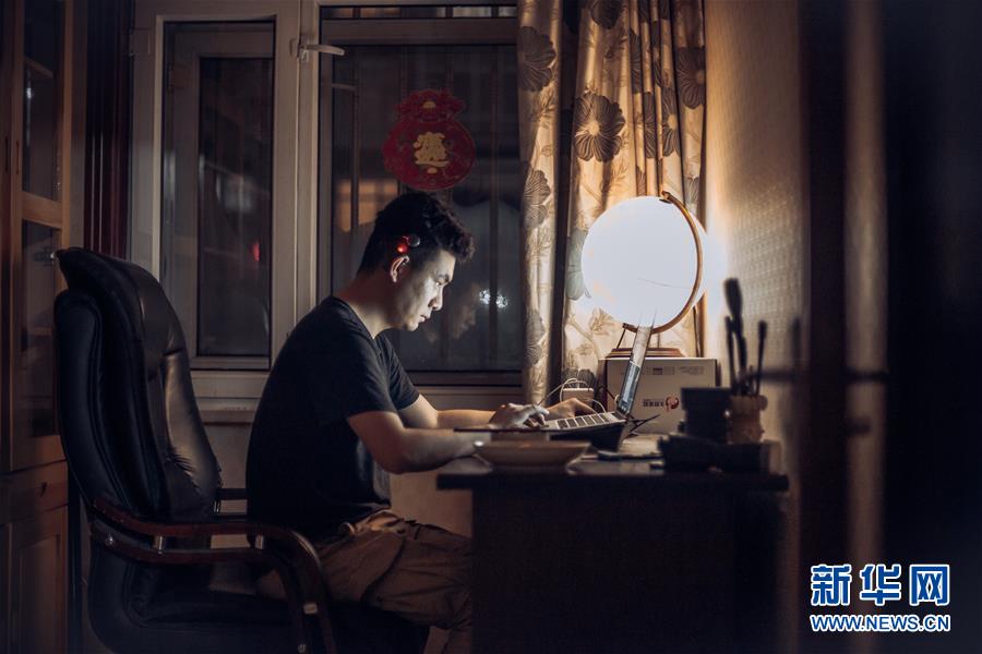 (在习近平新时代中国特色社会主义思想指引下新时代新作为新篇章习近平总书记关切事图文互动)(5)增强困难群众对疫情影响的抵抗力