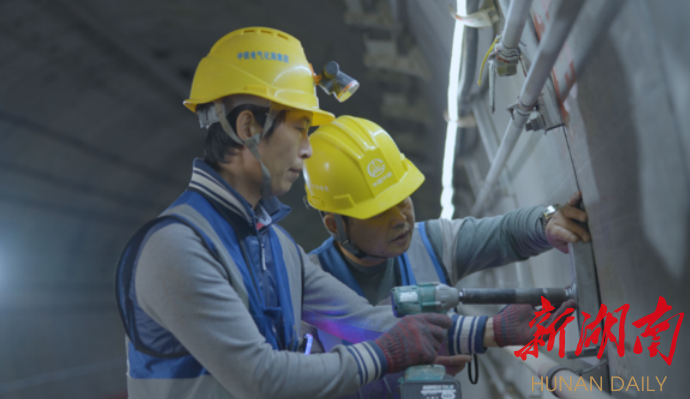 吹响春季施工“冲锋号”!长沙地铁6号线掀起施工大干热潮