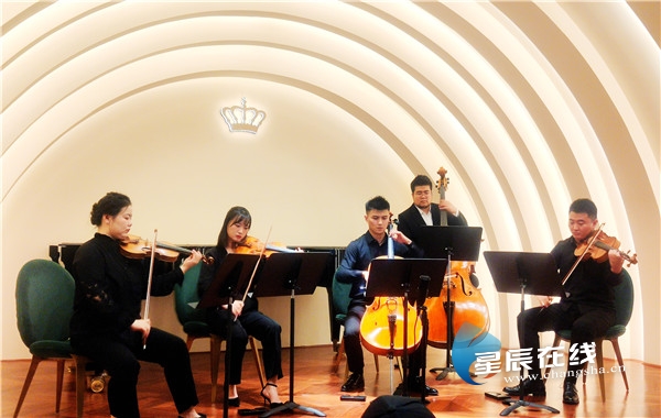 “弦乐之舞——随想弦乐五重奏舞曲专场音乐会”在长沙洋湖街道举行
