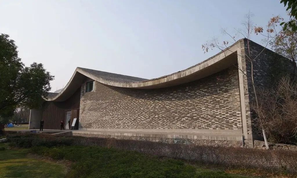 Yinzhou_Park_-_Five_Scattered_Houses_-_Gallery_(01)