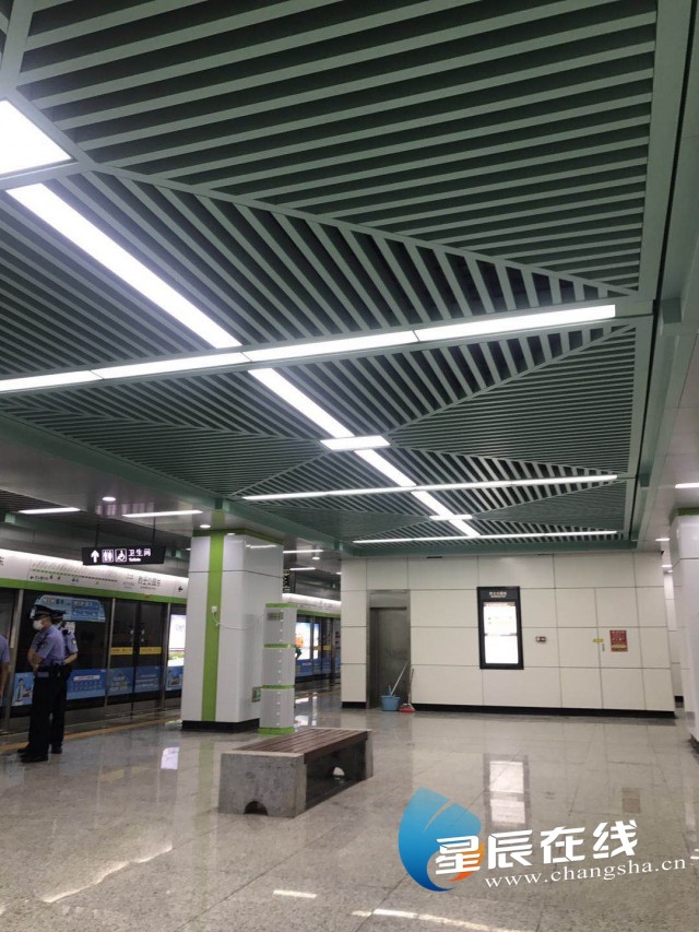 【星辰头条】星辰直播 | 双龙会——慢拍长沙地铁3,5号线马栏山区域试